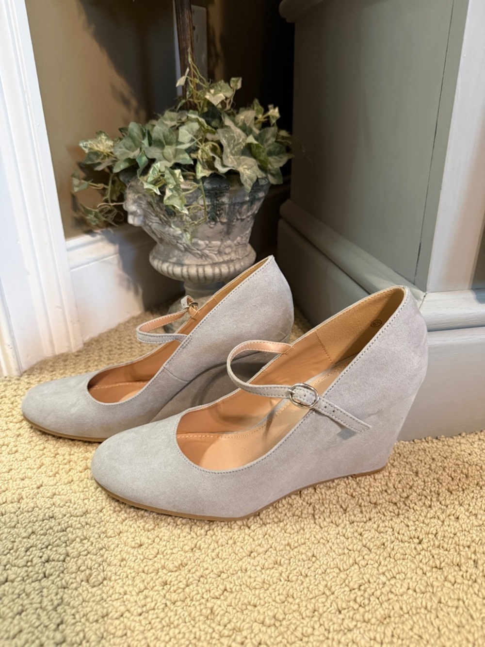 Suede Mary Jane Wedge Heels in Light Gray